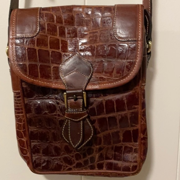 Joan & David Bags Vintagejoan David Calfskin Crossbody Leather Bag